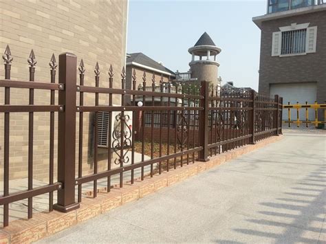 pvc厂家直供别墅栅栏 PVC庭院社区护栏 塑钢护栏 围墙庭院护栏-阿里巴巴