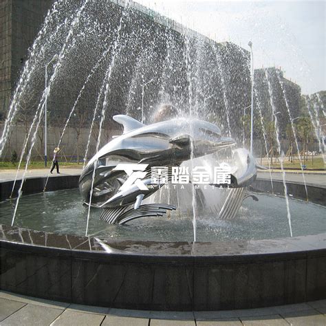 镜面不锈钢海豚雕塑、互动让艺术融入了景观装饰_询价15112981787-站酷ZCOOL