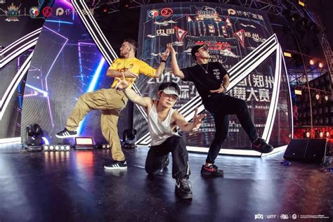 美国B-boy Victor称雄2015奥地利Red Bull BC One街舞大赛【体育运动】- 风尚中国网