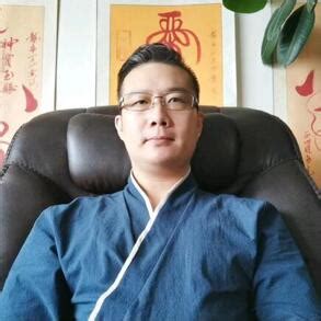 公司荣誉、起名专家荣誉_郑青松起名网