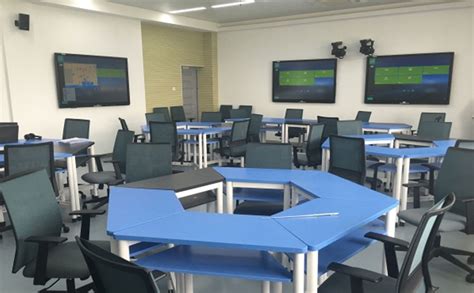 现代电脑教室 智慧教室 科技教室 多媒体教室 SU模型 学校室内SU模型