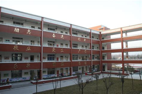 石湖小学举行2022年春季学期优秀作业展活动_固镇县人民政府
