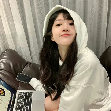 甜美女系女生头像