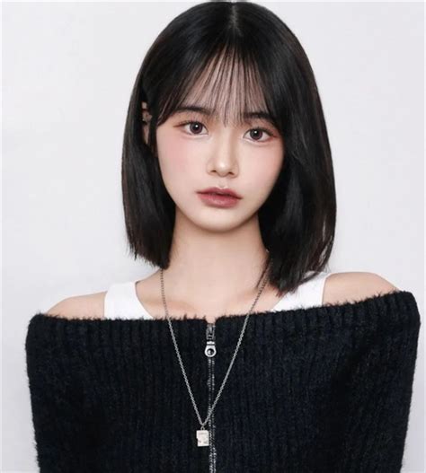 文艺温柔短发女生头像
