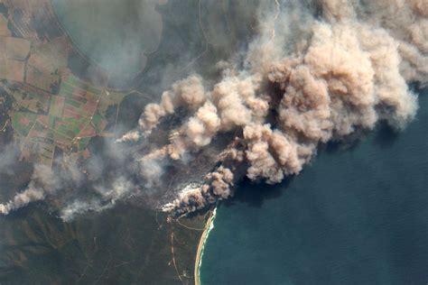 NASA：澳大利亚大火释放烟雾已达到平流层_手机新浪网