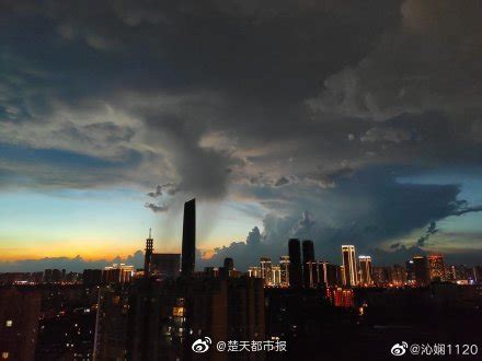 武汉暴雨后天地相连现场照曝光太美了！武汉暴雨后天地相连高清组图_国内新闻_海峡网
