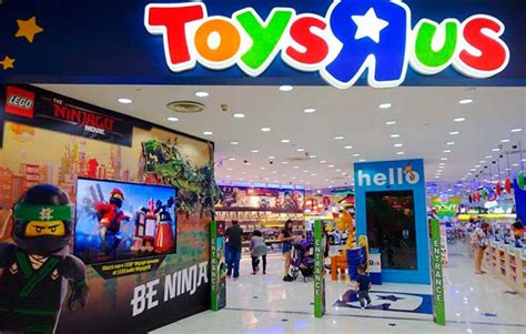 Former Toys R Us executives plan the iconic store