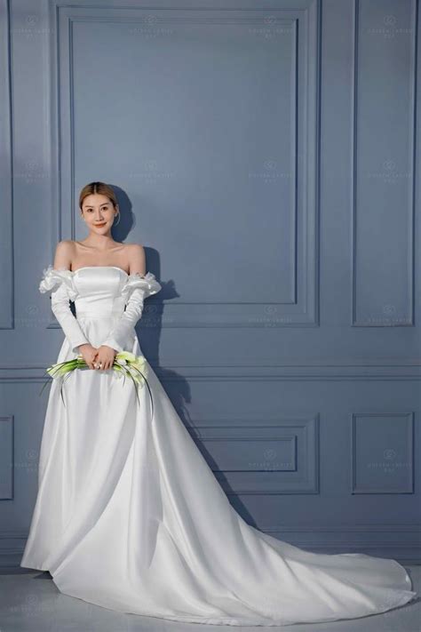 韩式风格婚纱照(极简室内丨这样的韩式高级感婚纱照能令你心动吗？) - 【爱喜匠】