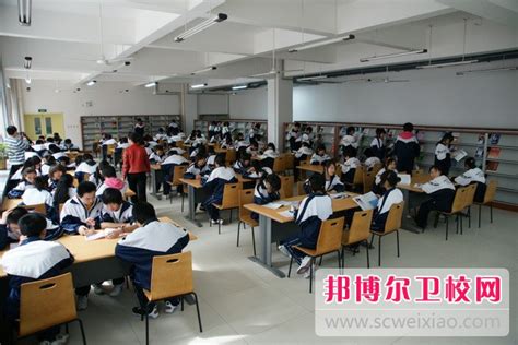 广东江门幼儿师范高等专科学校宿舍条件怎么样？有空调吗？