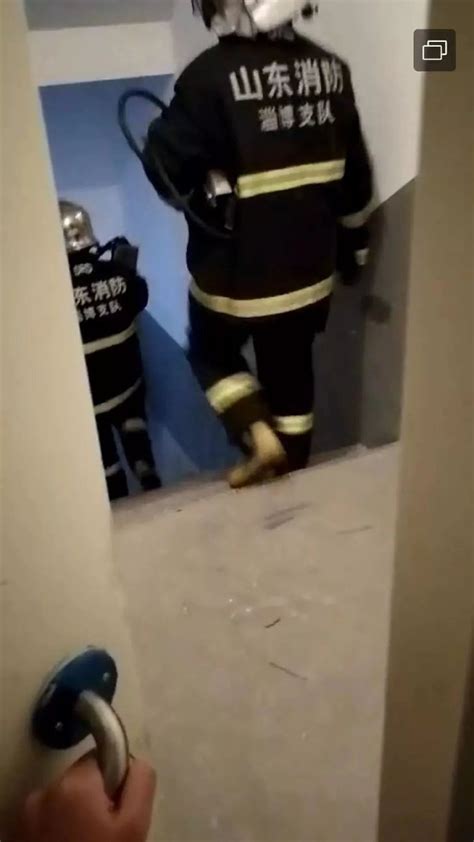淄博某小区电梯从13楼坠落，女子吓出后遗症！ - 淄博信息港