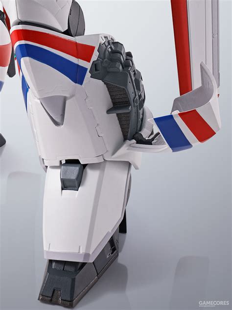 万代收藏部HI-METAL R《机甲战记龙骑》龙骑2号机改明年1月上市！售价19,800日元 | 机核 GCORES