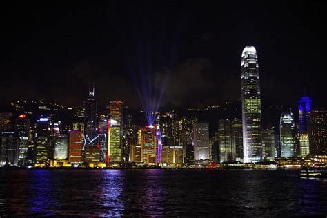 企业在香港上市有什么要求？ - 知乎