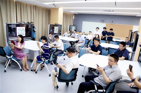 [中职]上海信息技术学校:智慧学习空间构建职业教育“将来时”-教育频道-东方网