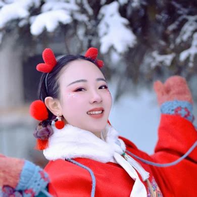 古风兔年头像真人女生版