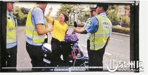 两女子交通违法被查处 不配合还殴打交警被拘留 - 城事要闻 - 东南网泉州频道