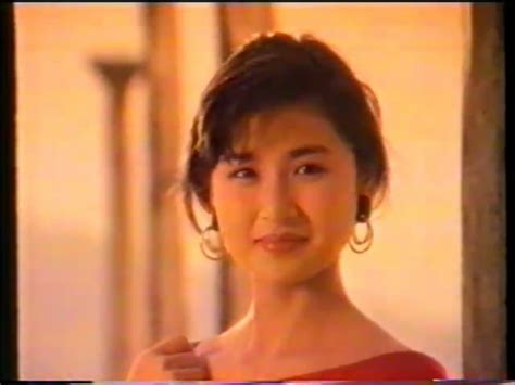 1994年，"晶女郎"吴雪雯，因拒拍"三级片"，当晚在家中被打断肋骨|吴雪雯|三级片|肋骨_新浪新闻