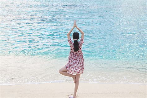 海滩瑜伽原创图片_海滩瑜伽正版素材_红动中国