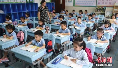 十部门加强控辍保学：坚决防止因疫情造成新的辍学-中国长安网