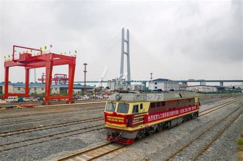 江西九江：城西港区铁路专用线开通运营-人民图片网
