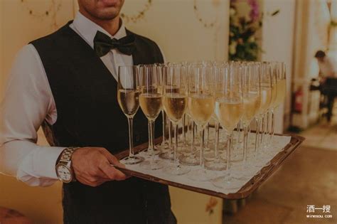 香槟，与起泡酒、葡萄酒和红酒，有什么区别？