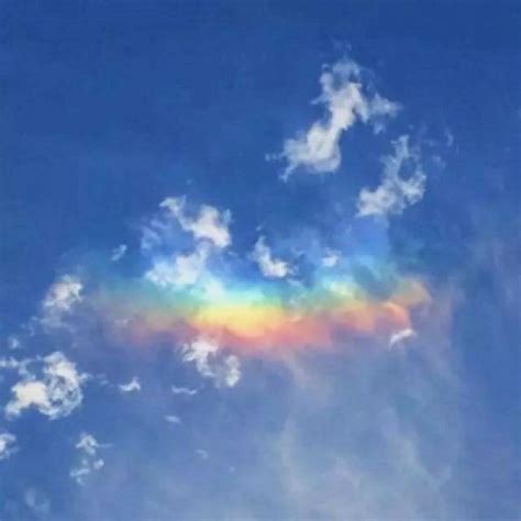 非主流小彩虹头像
