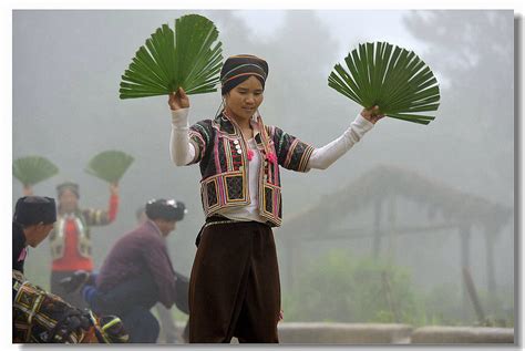 西双版纳哈尼族（僾尼人）民间舞蹈概述 - 西双版纳傣族自治州文化馆
