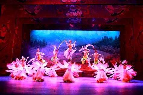 品味中国舞剧中传统文化的当代表达_舞蹈_舞台_凤凰艺术