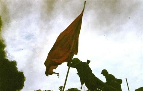 越战时，中国军人最有血性的一张照片