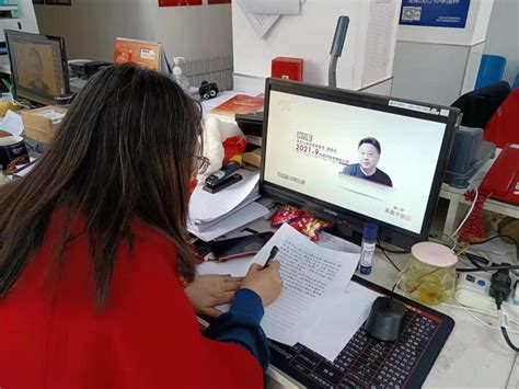 乌拉溪镇：组织党员干部观看《零容忍》系列警示教育片 - 九龙县人民政府