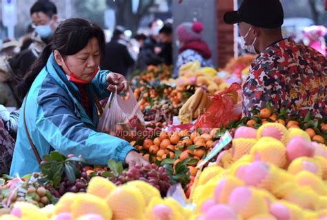 铜陵镇这座人民市场,能吃到漳州东山岛最特色的烧腱灵和宵米!