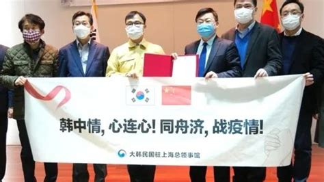 全球抗疫彰显中国对世界的贡献__凤凰网
