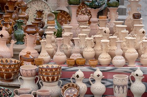 喀什古城土陶工艺品高清图片下载-正版图片502384860-摄图网