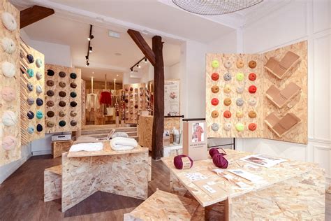 法国我们是针织店-Mazumdar Bravo-商业展示空间设计案例-筑龙室内设计论坛