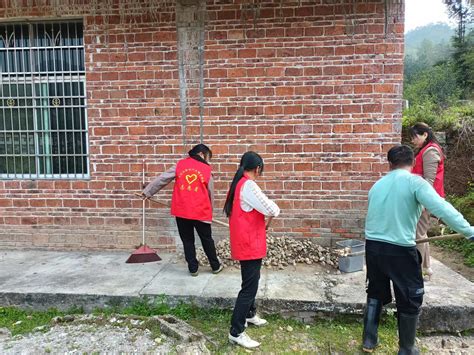 【环境卫生整治】3月15日，良村镇上迳村组织人员进行环境卫生整治 | 兴国县信息公开