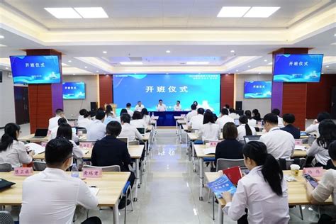 广西律师行业2022年的7个关键词 - 律协动态 - 中文版 - 广西律师网