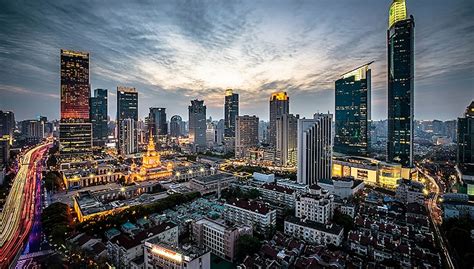 上海静安已累计引进跨国公司地区总部100家