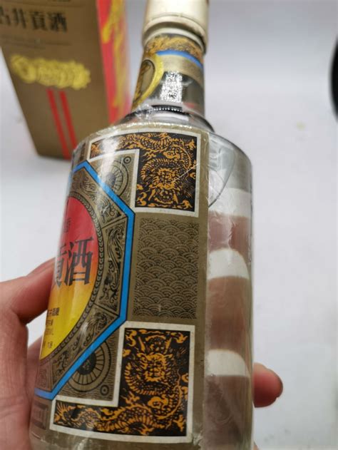 亳州古井贡酒在中国酿酒史上拥有非常悠久的历史