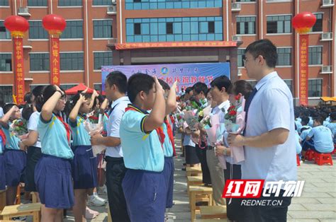 视频 | 封闭在校46天后，深圳高三学子走出校园_南方plus_南方+