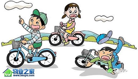 公交车撞自行车 骑车中学生倒在斑马线上出现失忆症状_厦门新闻_海峡网