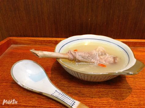 【原汁原味的炖鹅汤的做法步骤图，怎么做好吃】可美_下厨房