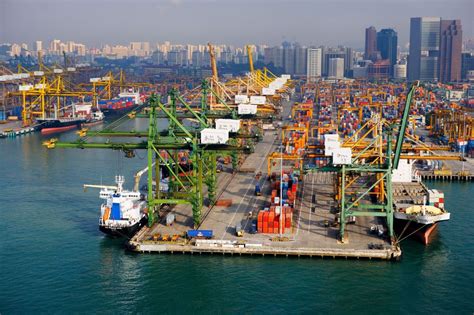 海南自由贸易港迎来首艘由境外转籍国际船舶 - 时局 - 新湖南