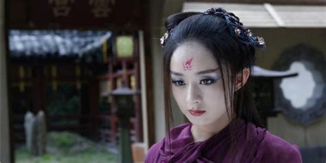 电影版《花千骨》预计今年上映，陈都灵李程彬主演