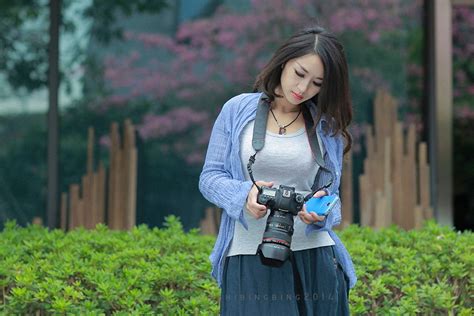 拍照女生摄影师素材图片免费下载-千库网
