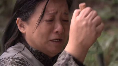 《古村女人》一部让人看了可气可恨又可怜的电视剧_腾讯视频