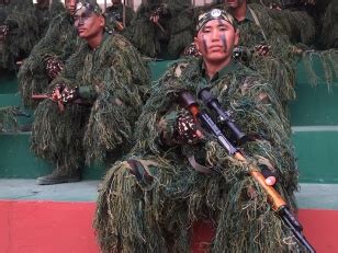 缅甸佤邦417阅兵彩排进行时 别样的中国装备展-搜狐大视野-搜狐新闻