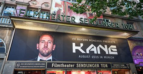 Harry Kane fever hits Munich with poster at Sendlinger Tor