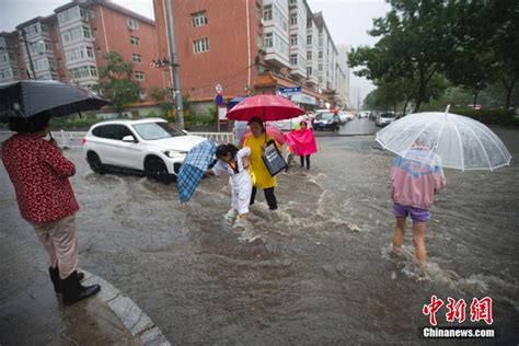 山西太原遭遇强降雨天气 城市多处内涝-社会- 东南网