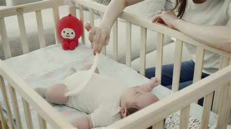 锻炼宝宝身体控制的亲子游戏：挠痒痒_高清1080P在线观看平台_腾讯视频