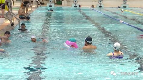 夏季泳客多了救生员不够 有的游泳馆3月就招人至今未招满 - 民生 - 东南网厦门频道