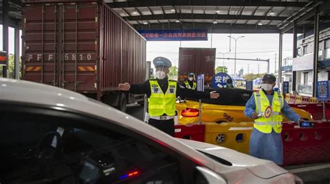 报警类110警情同比下降24%，上海公安机关圆满完成春节假期安保工作